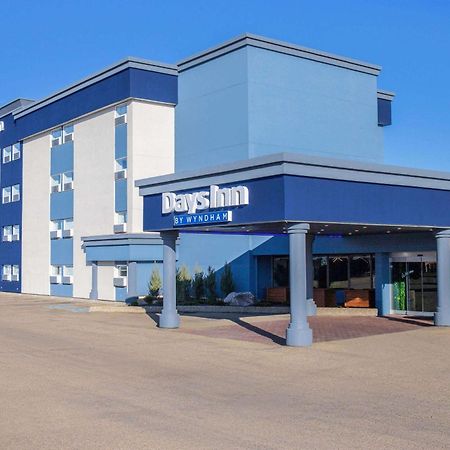 Days Inn & Conference Centre By Wyndham Camrose Norsemen Exteriör bild